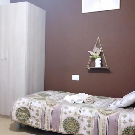 Villa Levante บาร์เลตตา ภายนอก รูปภาพ
