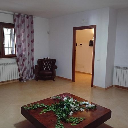 Villa Levante บาร์เลตตา ภายนอก รูปภาพ